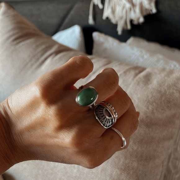 Authentic sterling silver ring. - Picture 3 of 5